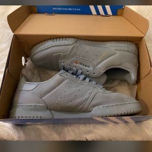 Yeezy Powerphase Grey Calabasas Size 9
